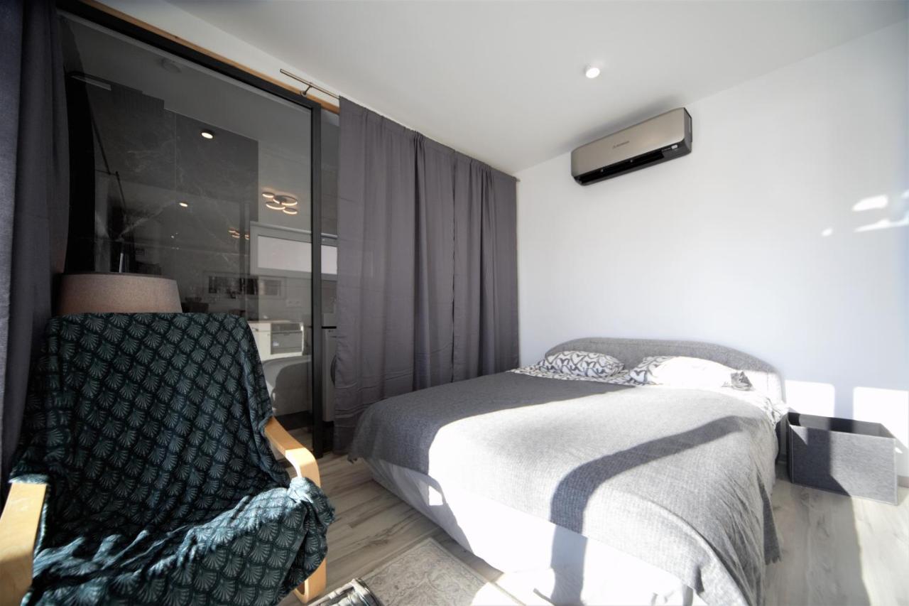 Gauja  Gaujaclub - Our Bose And Bang&Olufsen Lofts On A Lake מראה חיצוני תמונה