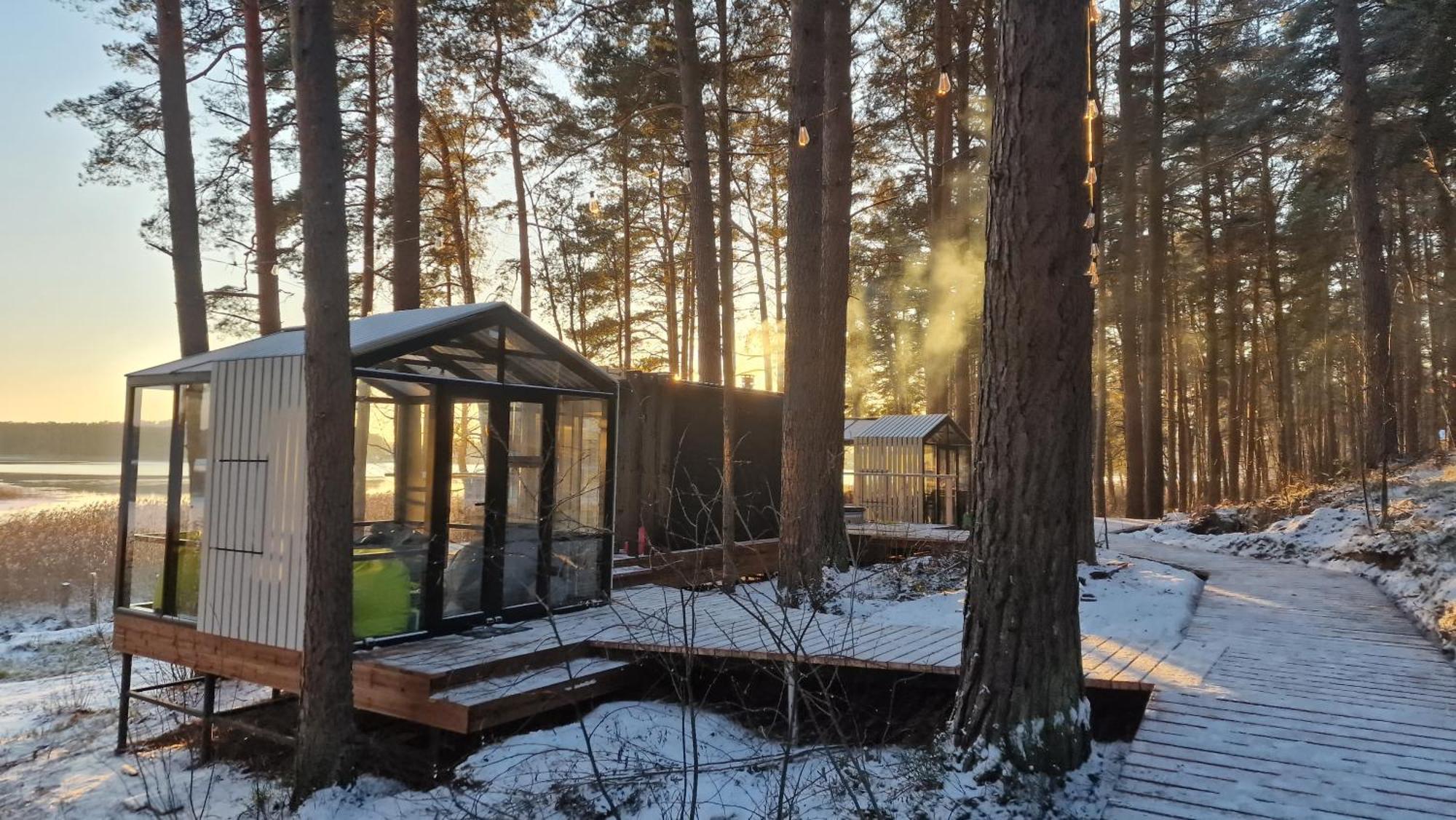 Gauja  Gaujaclub - Our Bose And Bang&Olufsen Lofts On A Lake מראה חיצוני תמונה