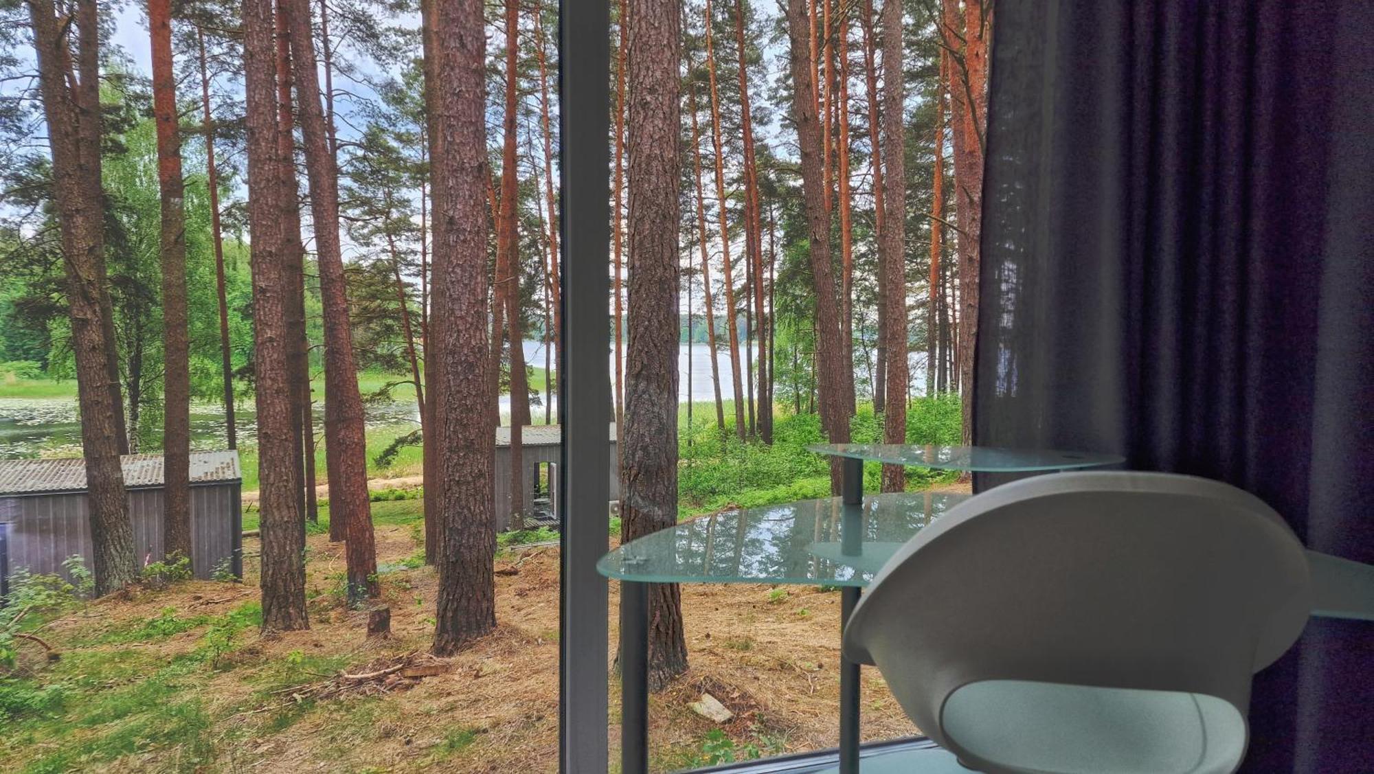 Gauja  Gaujaclub - Our Bose And Bang&Olufsen Lofts On A Lake מראה חיצוני תמונה