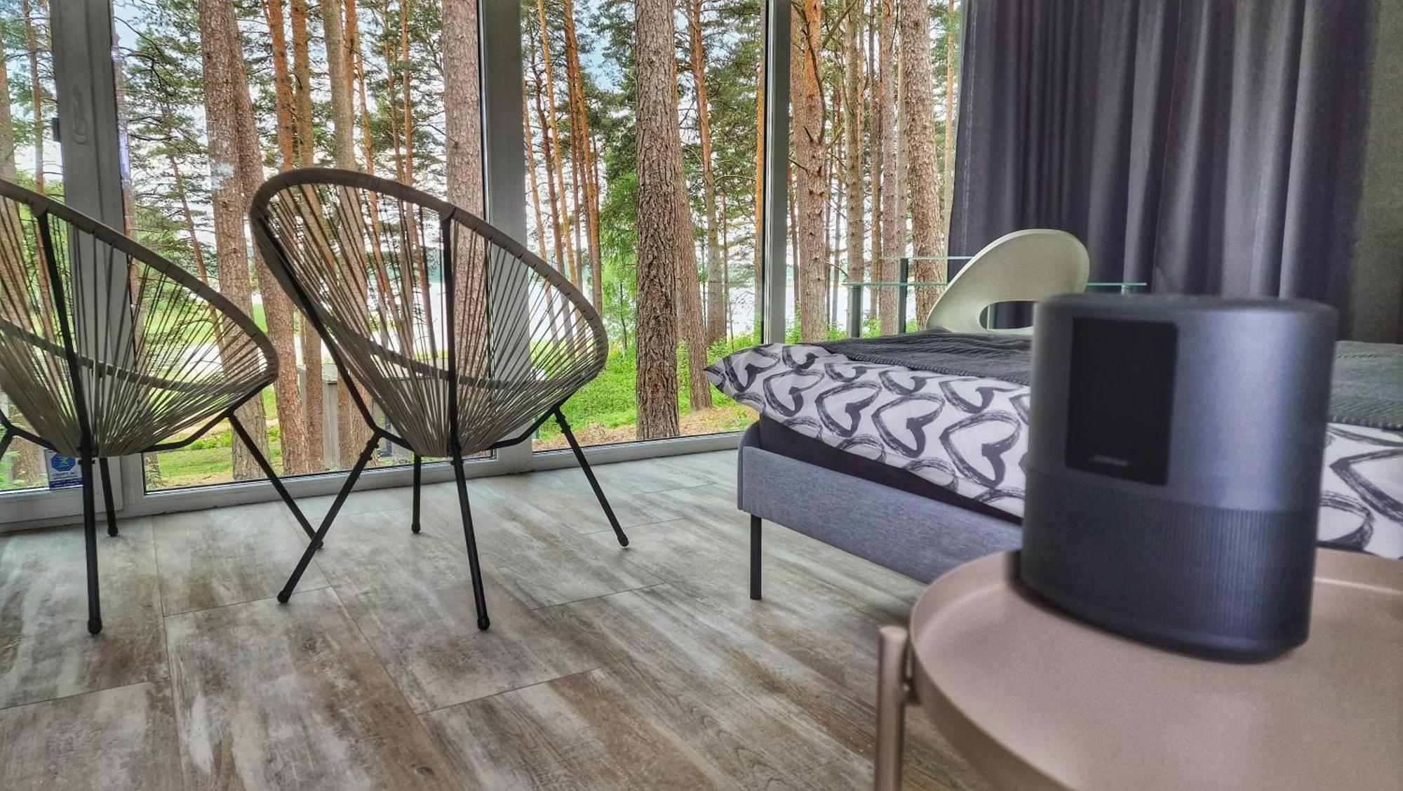 Gauja  Gaujaclub - Our Bose And Bang&Olufsen Lofts On A Lake מראה חיצוני תמונה
